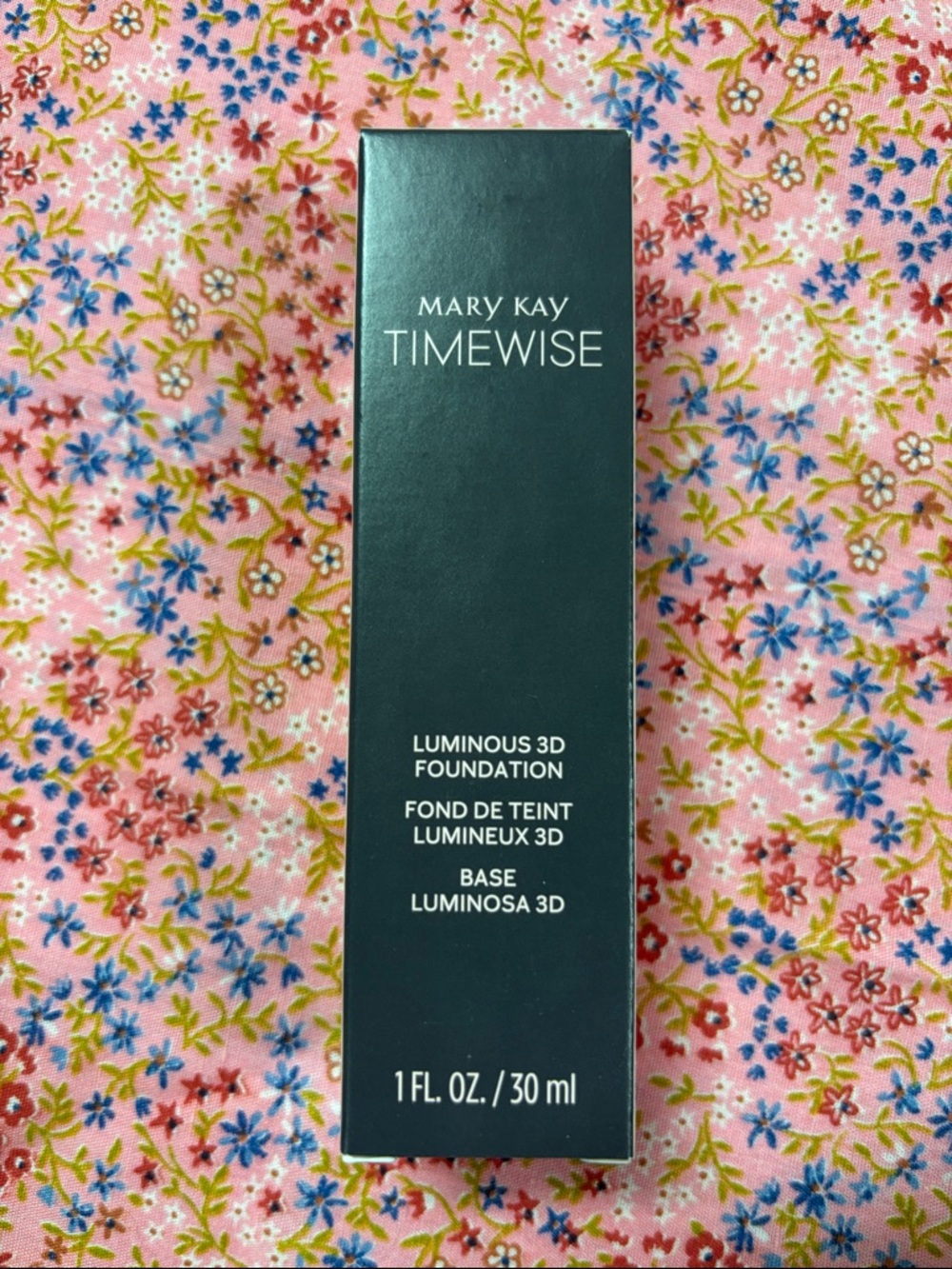 Ivory N 140 - Mary Kay TimeWise Luminous 3D Foundation